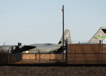 US Supreme Court Allows Trump to Resume Deporting Migrants to Third Countries